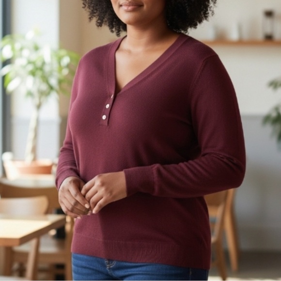 Lane Bryant V-Neck Burgundy Sweater - Picture 2 of 6